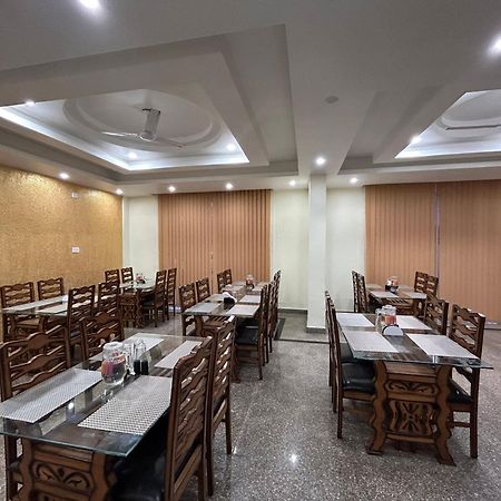 Fair Mount, Airport Road, Humhama Srinagar Hotel Exterior photo
