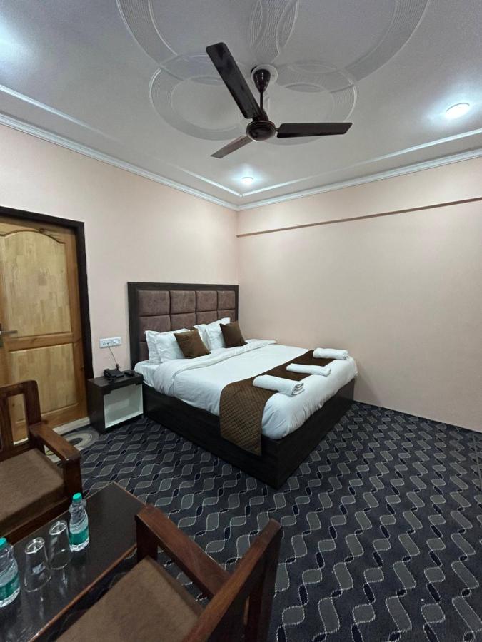Fair Mount, Airport Road, Humhama Srinagar Hotel Exterior photo